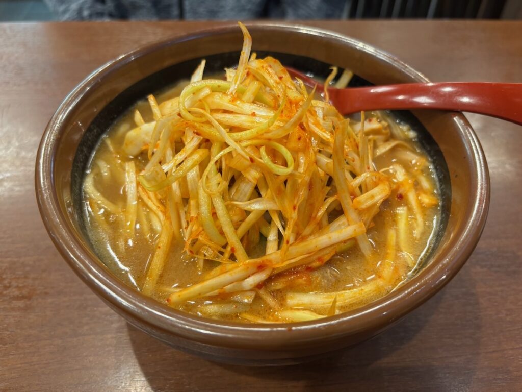 麺場田所商店行徳店の北海道味噌肉ネギらーめん