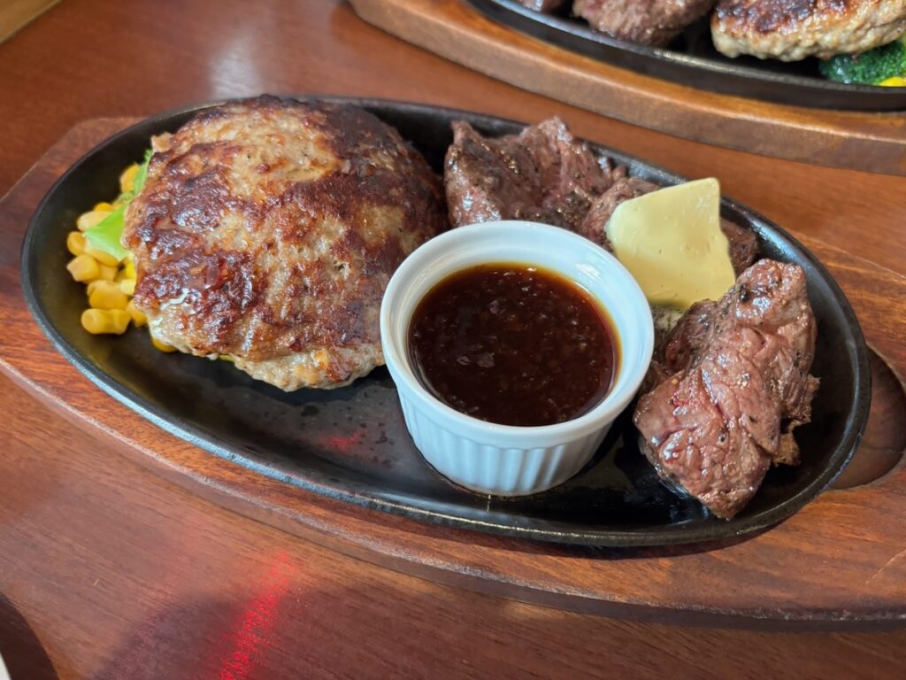 ステーキ＆ハンバーグ専門店肉の村山葛西店のTEXASステーキ&ハンバーグ